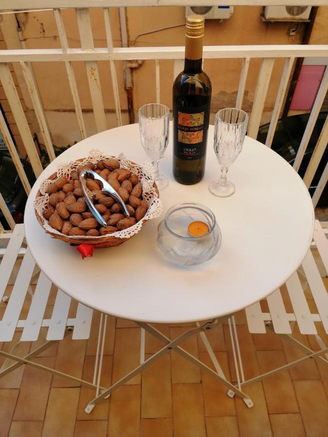 La Casa Del Corso Bed & Breakfast Aragona ภายนอก รูปภาพ